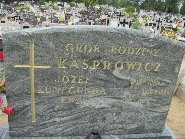 Ewa Kasprowicz 1971 Susz - Grobonet - Wyszukiwarka osób pochowanych