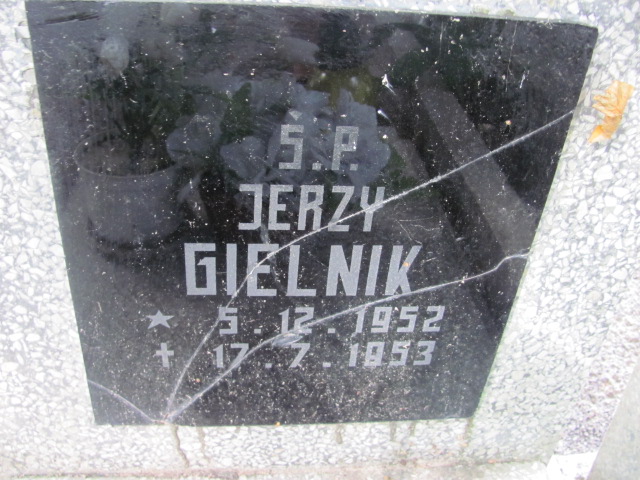 Jerzy Gielnik 1952 Susz - Grobonet - Wyszukiwarka osób pochowanych